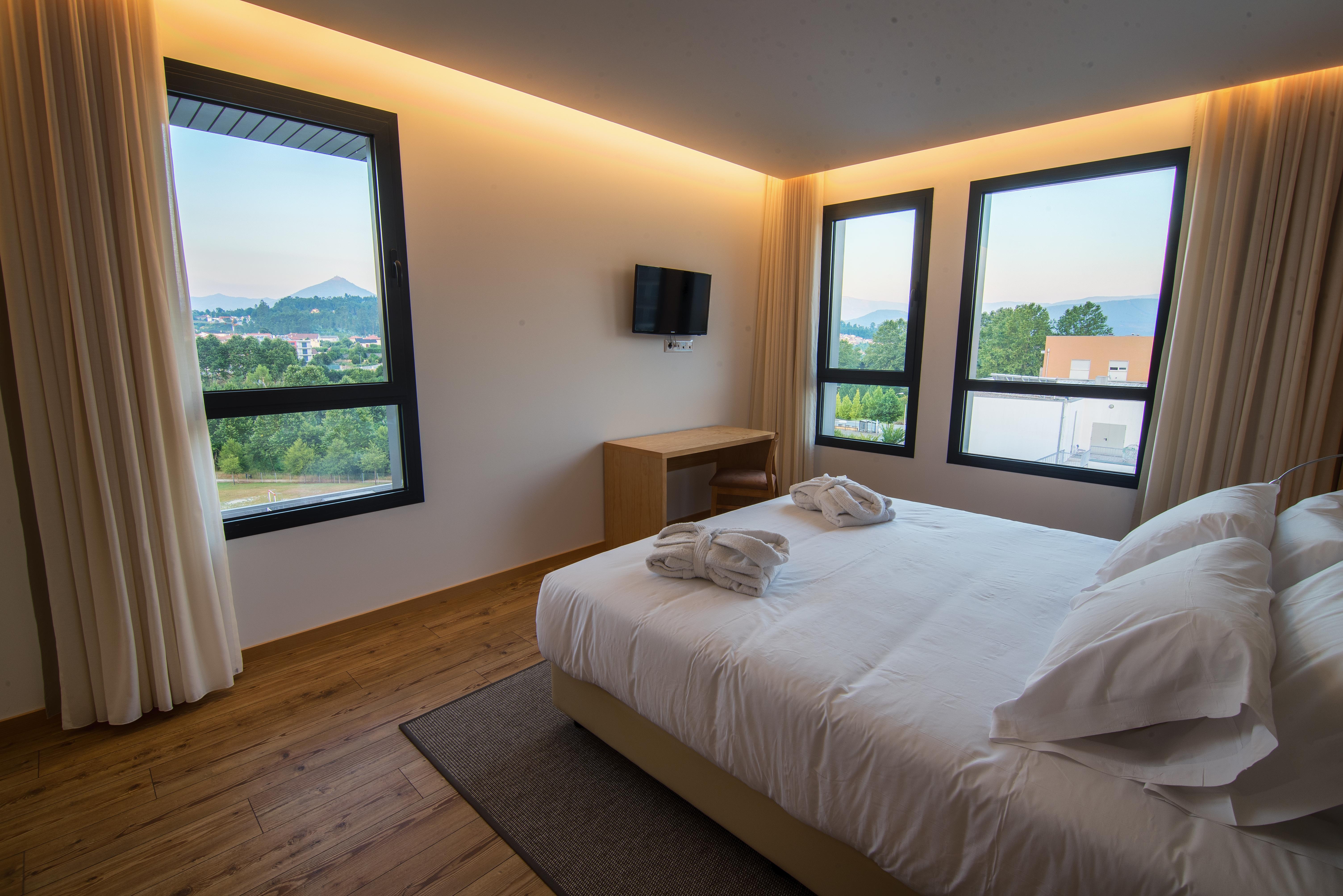 Lam Hotel Селорику-ди-Башту Экстерьер фото