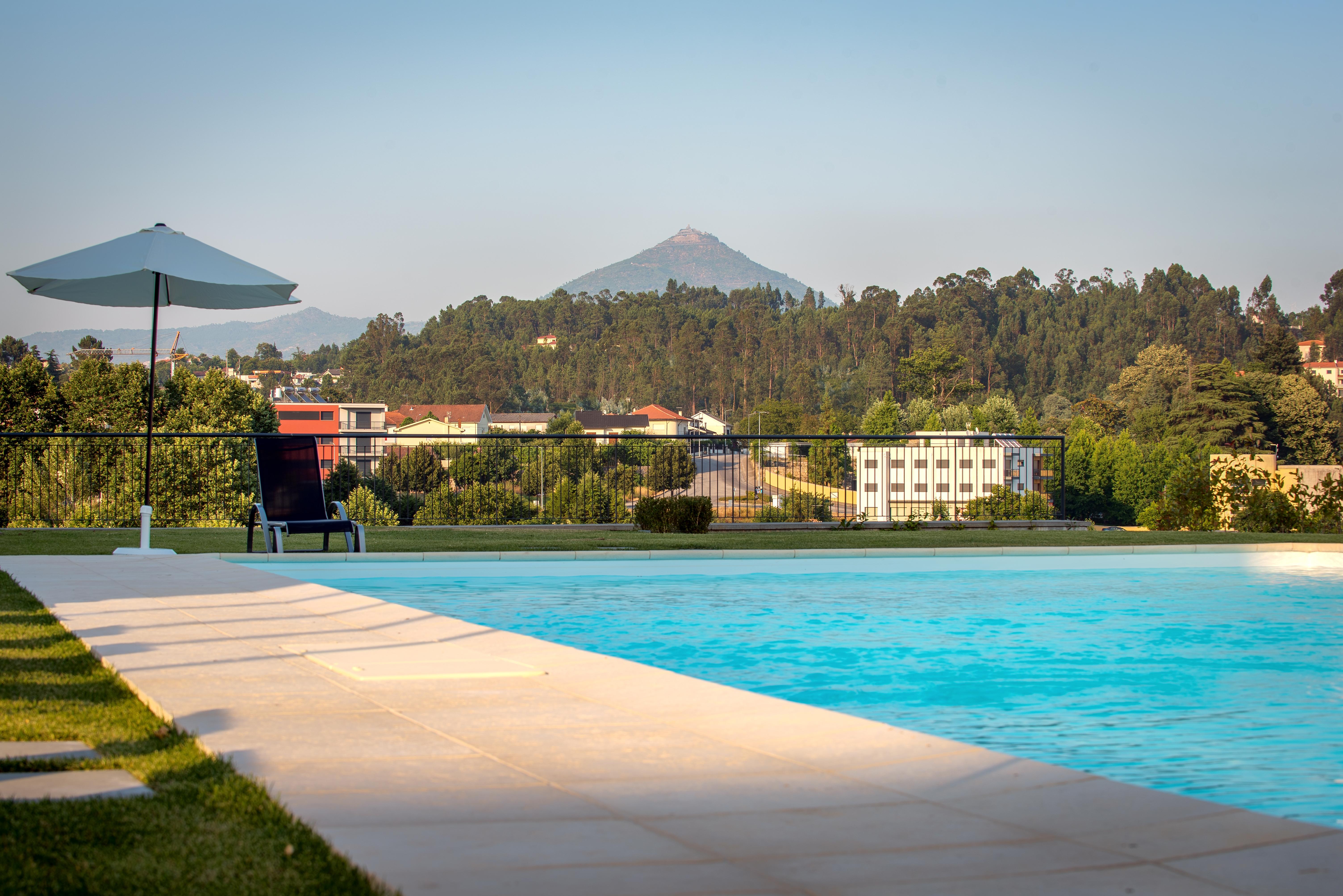Lam Hotel Селорику-ди-Башту Экстерьер фото