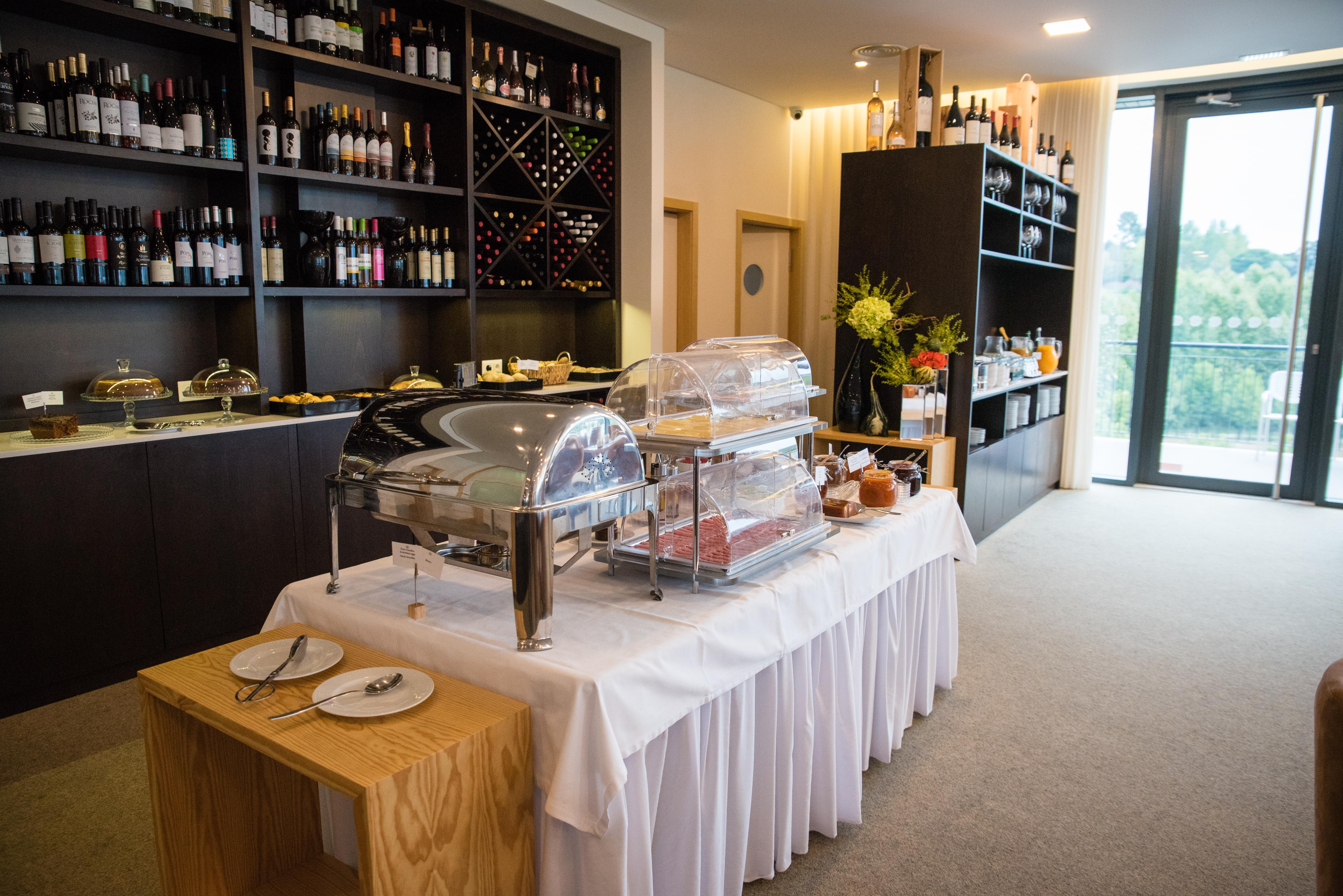 Lam Hotel Селорику-ди-Башту Экстерьер фото